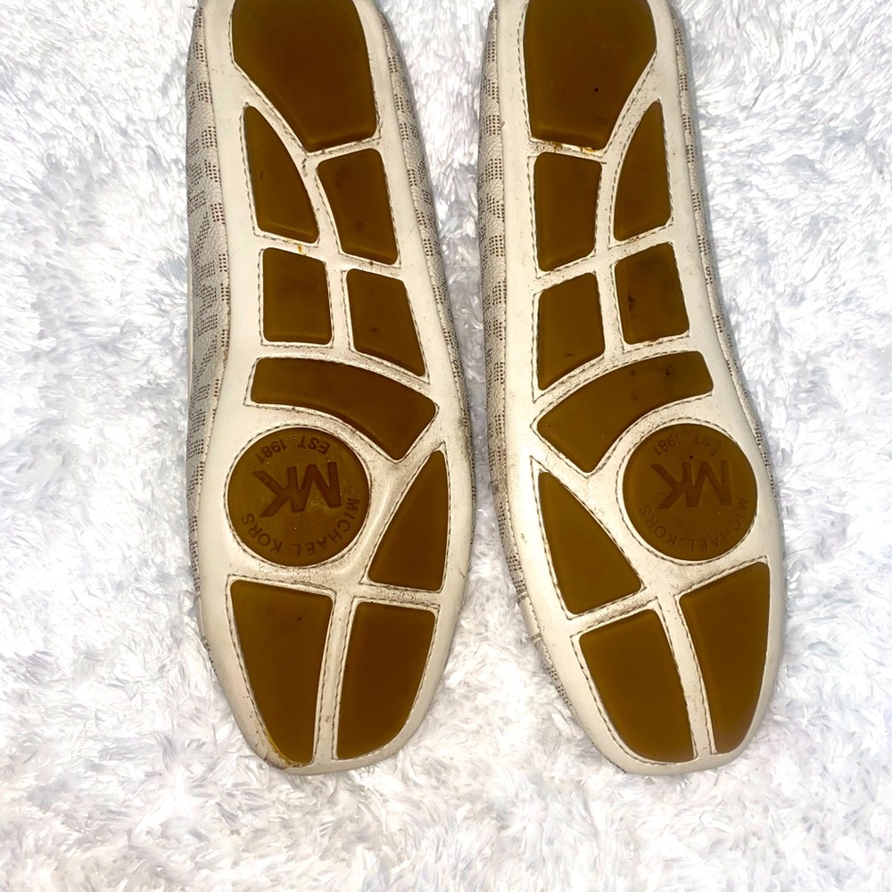 Michael Kors Flat - image 3